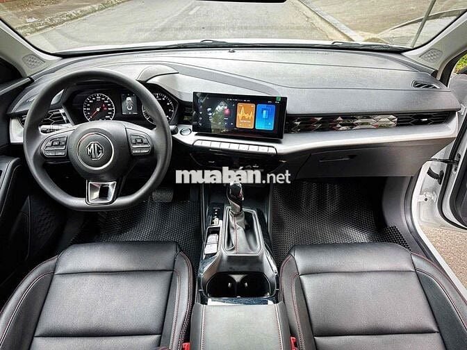 MG5 2024 Standard- 10000 km