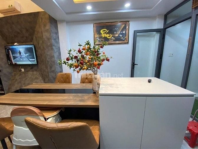 Bán Nhà VIP khu vực Quận 3- CMT8