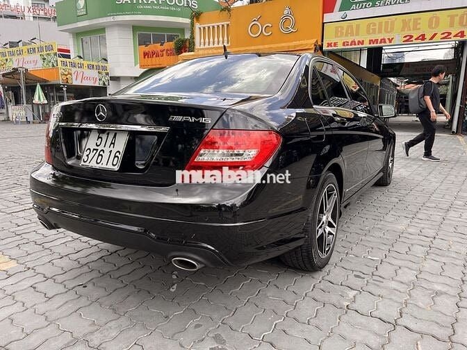 Mercedes Benz C Class 2012 C300 AMG - 110000 km