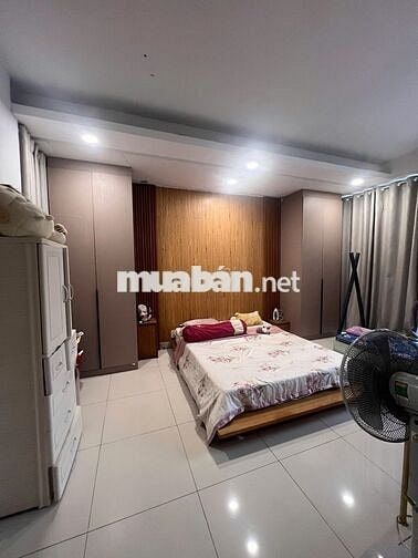 GẦN GIGAMALL, CHO THUÊ  NGUYÊN CĂN  DT. 5x18, Trệt, Lửng, 2 Lầu, 3pn