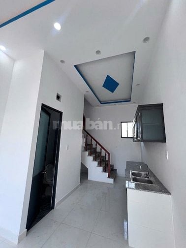 BÁN GẤP NHÀ 1TRET, 1LAU CHÍNH CHỦ ĐI MỸ, DT36M2, GIÁ 690TR, SỔ RIÊNG