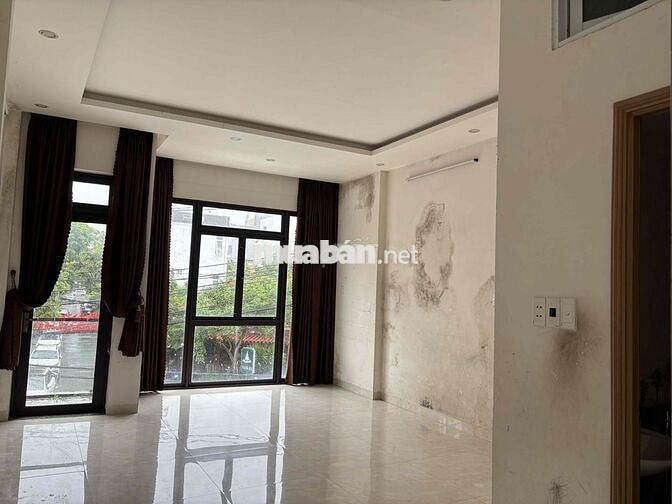 Gần C viên Apec, ra C viên Bình Minh 100 bước, số 25 Phan Thành Tài