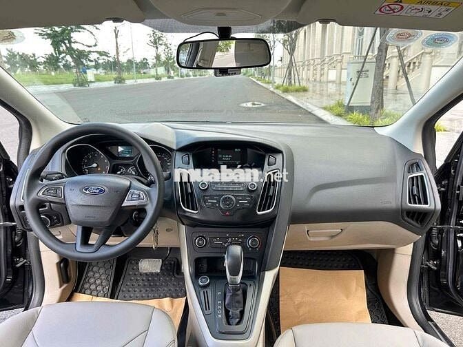 Ford Focus Trend 1.5 Ecoboost 2017 mới quá