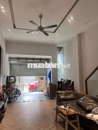 GẦN GIGAMALL, CHO THUÊ  NGUYÊN CĂN  DT. 5x18, Trệt, Lửng, 2 Lầu, 3pn