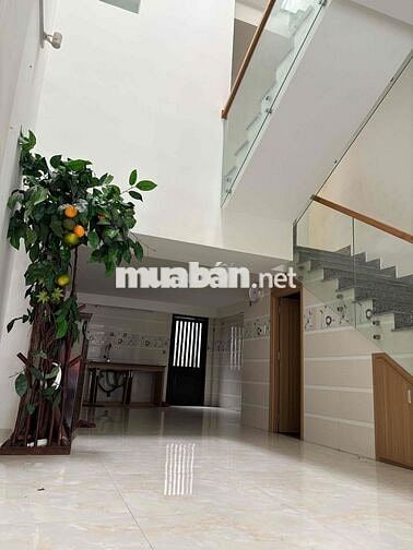 Gần C viên Apec, ra C viên Bình Minh 100 bước, số 25 Phan Thành Tài