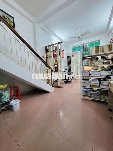 Nhà Bùi thế mỹ Tân Bình 3 tần bê tông