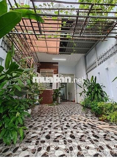 Nhà phố 74m 3 phòng ngủ gần chợ Dĩ An 1 và BigC Go