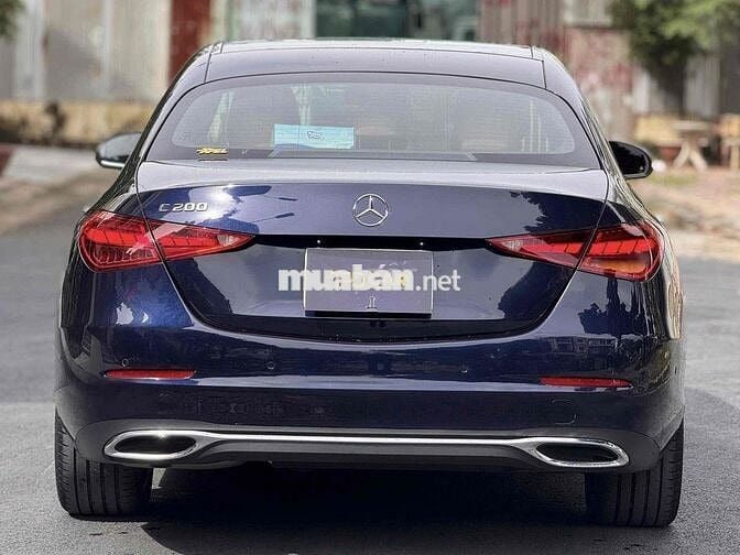 Mercedes C200 Avantgarde Plus 2022 có xuất hoá đơn