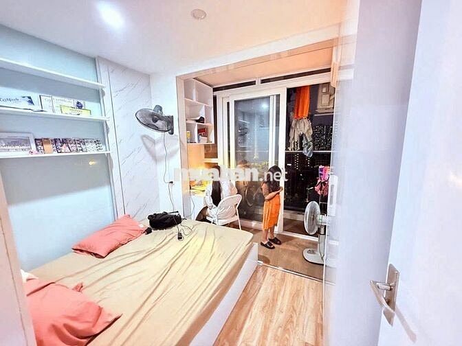 Bán gấp Căn Hộ số 3 Nguyễn Huy Tưởng, 103m2,3N,2WC, giá 8.9 tỷ