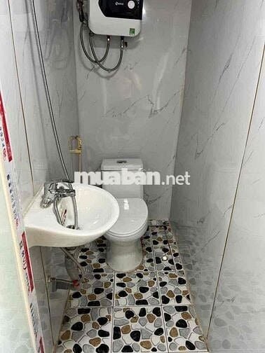 Bán Căn TT Nguyễn Chính  view mặt phố,3 ngủ, đẹp long lanh oto gần 90m