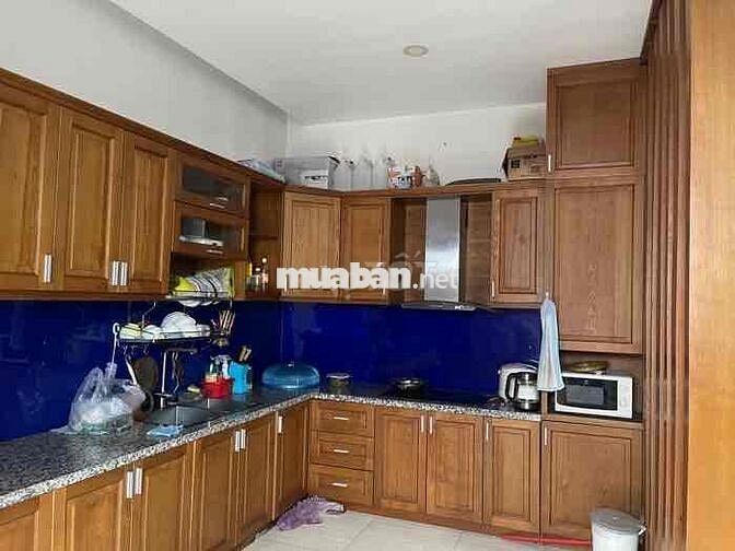 BIỆT THỰ 3 TẦNG - HỒ CÁ SÂN VƯỜN- XD RẤT ĐẸP - Ô TÔ SÁT HÀ HUY GIÁP