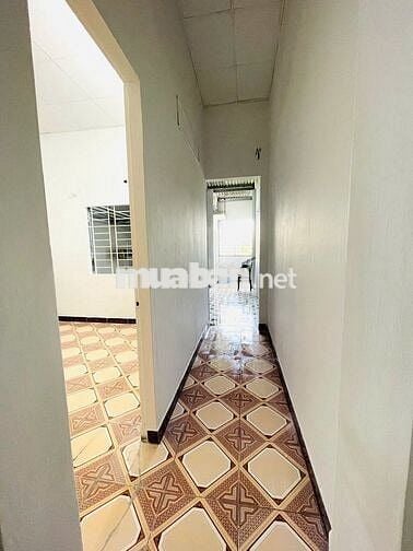 Cho thuê nhà mặt tiền đường Lê Văn Hiến