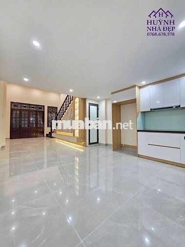 NHÀ ĐẸP NHẤT 46m² - QUANG TRUNG - Ô TÔ TRÁNH- NHÀ ĐẸP/ 4 tầng / Ở NGAY