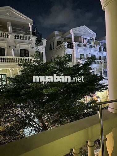 Căn hộ 2PN 45m2 chưa tính bancol Cityland Parkhill 8tr5