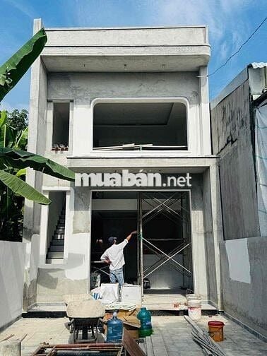 bán căn nhà ngay gần chùa tổ long hưng.