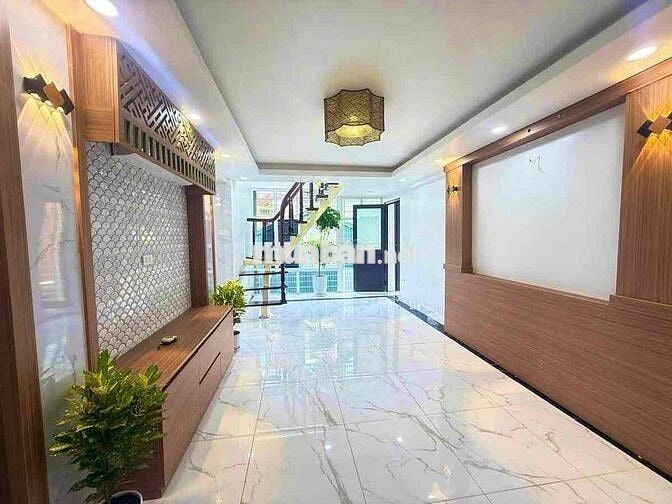 Thanh lý căn TT phố Tạ Quang Bửu nhà đẹp 2 thoáng ở ngay sổ đỏ CC 100m