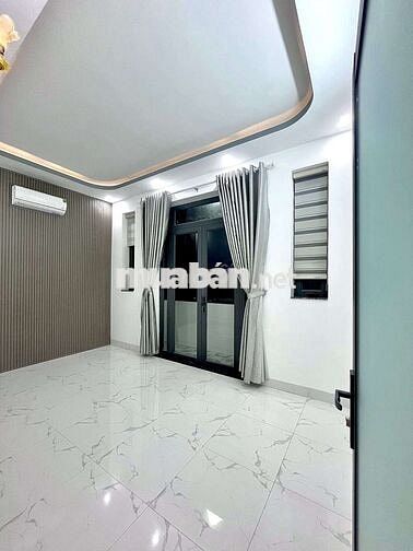 NHÀ RỘNG - HẺM ĐƯỜNG TRẦN VĨNH KIẾT