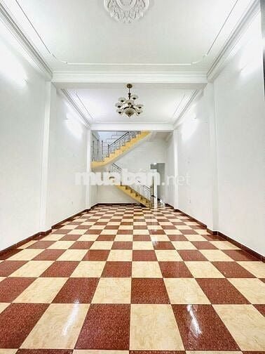 Cho thuê nhà mặt tiền đường Lê Văn Hiến