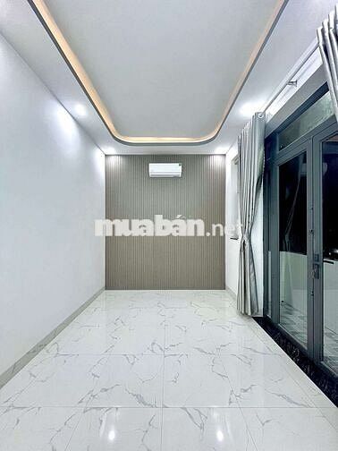 NHÀ RỘNG - HẺM ĐƯỜNG TRẦN VĨNH KIẾT