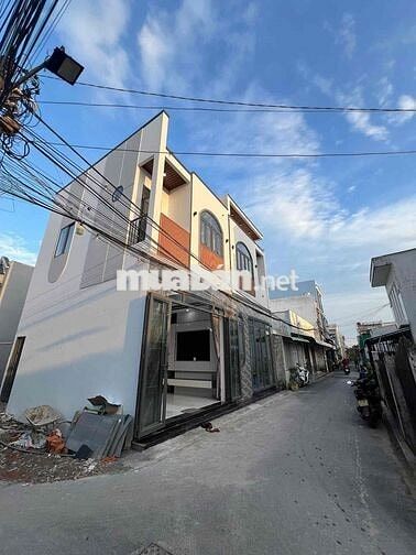 NHÀ PHỐ GÓC 2 MẶT TIỀN - FULL NỘI THẤT