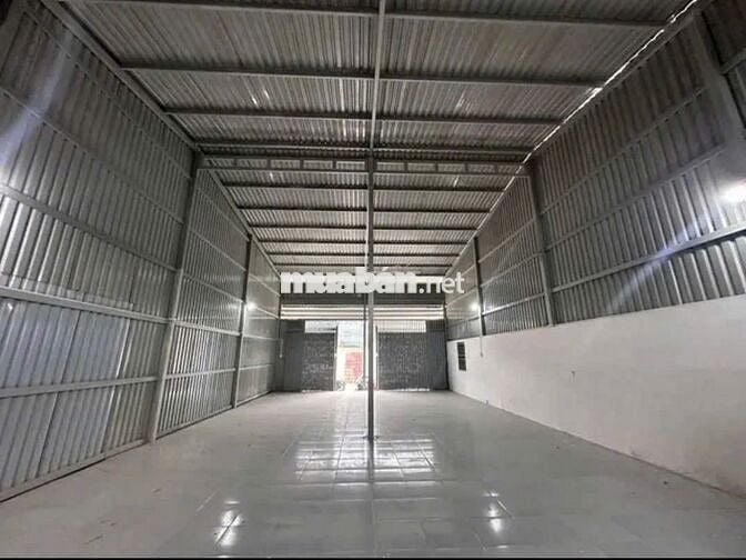 Cần thuê kho xưởng quận 7 DT 360m chuẩn vệ sinh an toàn thực phẩm.