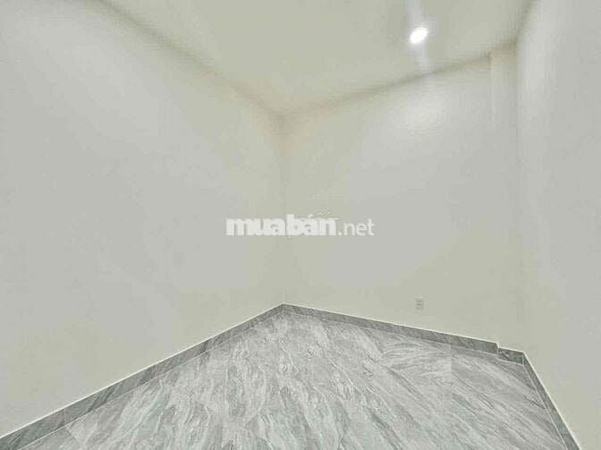 Cho thuê nhà nguyên căn 2pn 2wc Full NT ở Ga Dĩ An, KCN Sóng Thần