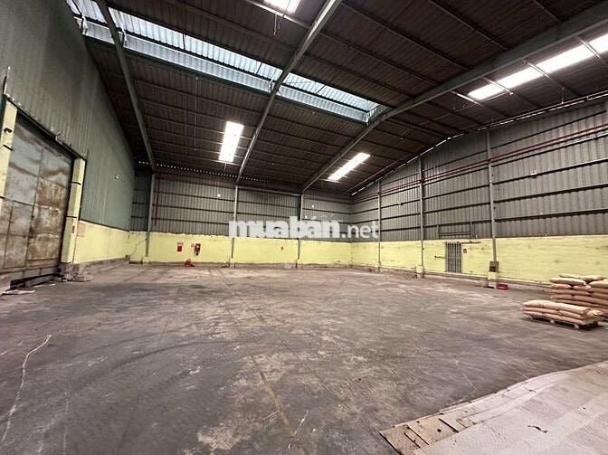 Cho thuê mặt bằng kho bãi Quận 7 DT 1000m giá chỉ 120tr.
