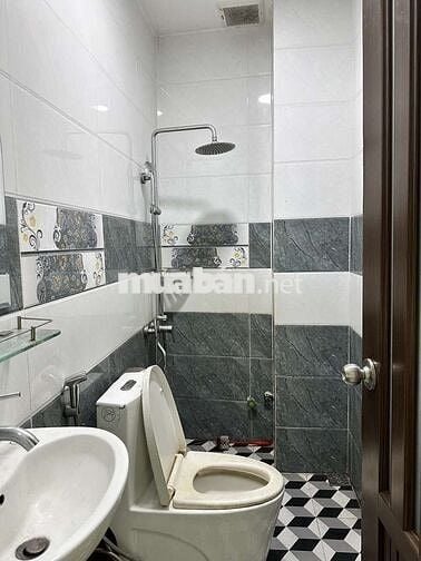 Nhà Bình Tân, HXH, Bình Thành, Nhà Đẹp 4 x 16 m, 4 Tầng, 5 PN, 5 WC