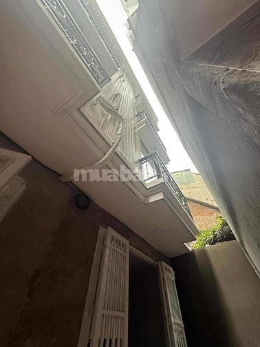 BÁN NHÀ 5 TẦNG THANG MÁY TRẦN KHÁT CHÂN - 41m2 - GIÁ CHỈ 10TY400