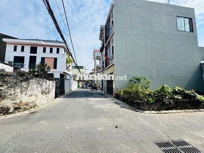 Bán Đất Thôn Nhuế Kim Chung Đông Anh HN 50.6m2 6.45 tỉ