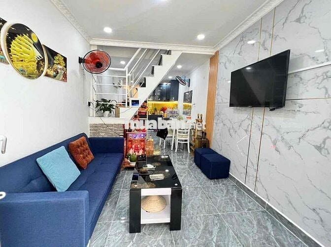 NHÀ NGUYÊN CĂN - 1 TRỆT 1 LẦU 2 PHÒNG NGỦ siêu rộng gần KCX TÂN THUẬN