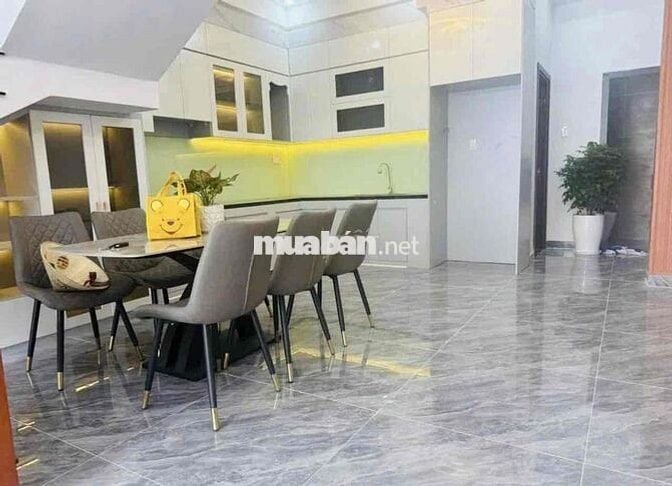 NHÀ BÁN PHƯỜNG PHÚ MỸ 3PHÒNG NGỦ MỚI 100% GẦN SIÊU THỊ AEON