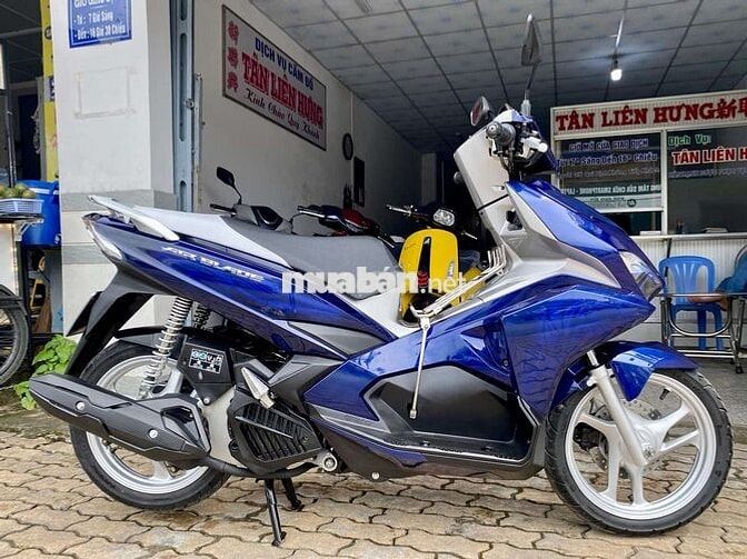 Honda AIRBLADE 125Fi Smartkey 2018 Biển số 333.52