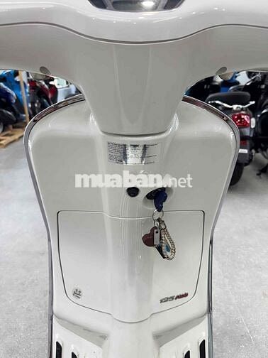 VespaSprint 125Abs 2018 trắng rin siêu mới