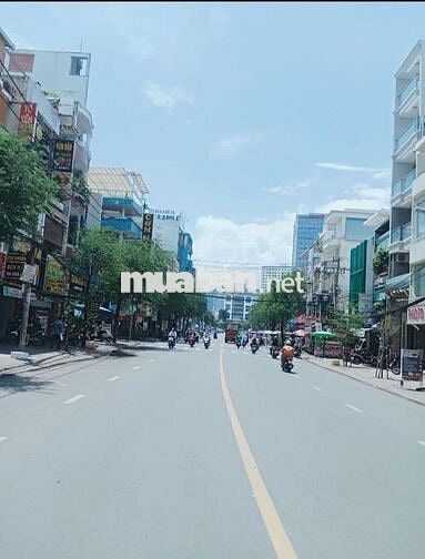 Nhà bán. Mặt tiền đường Nguyễn Gia Trí (D2) cũ, P.25, Q.BT,  TP.HCM.