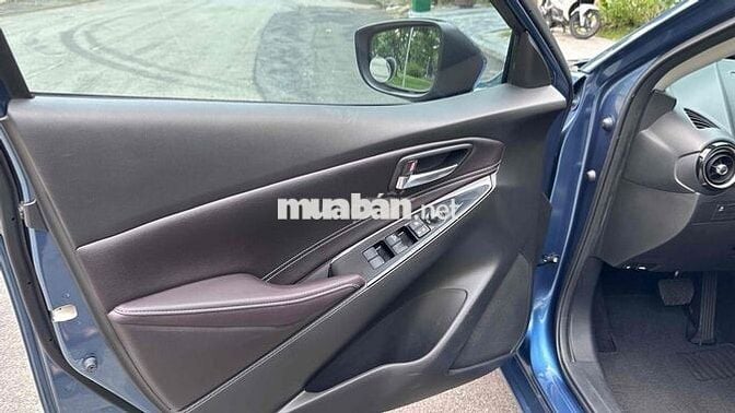 Mazda 2 2019 Premium Sedan - nhập khẩu thái lan