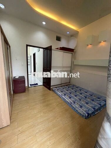 Cho thuê nhà mới 4.3 X 10.5, hẻm ô tô, cách mặt tiền đường 30m