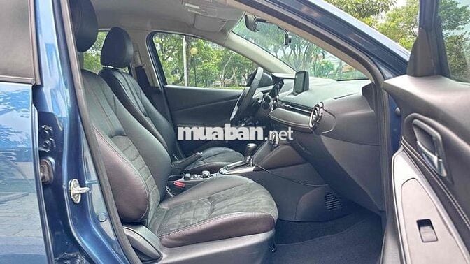 Mazda 2 2019 Premium Sedan - nhập khẩu thái lan