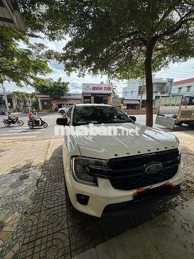 Ford Everest 2022 Sport 2.0L 4x2 AT - 61000 km