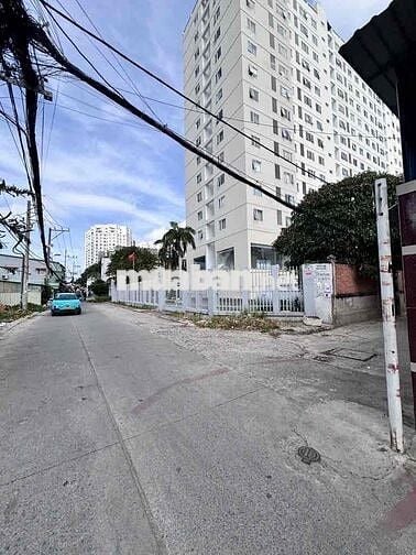 BÁN LÔ ĐẤT 4 X 18, HXH 6M- HUỲNH TẤN PHÁT- HÀNG XÓM QUẬN 7- GIÁ 3.9 TỶ