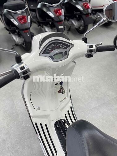 VespaSprint 125Abs 2018 trắng rin siêu mới