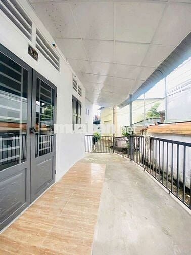 Ban nha gan cho lai thieu co hoan cong