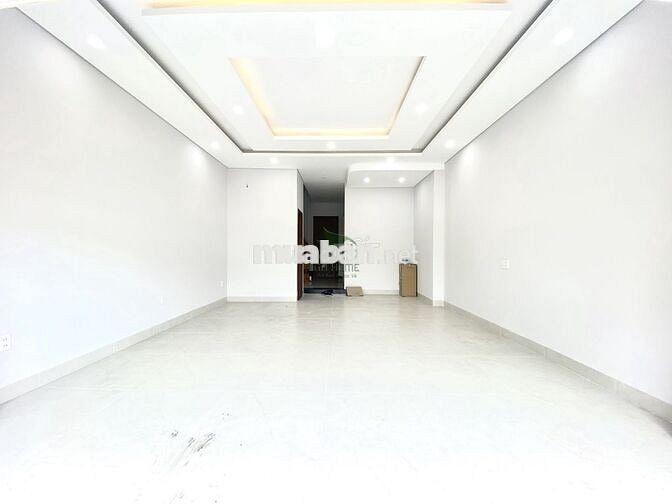 CHO THUÊ NHÀ KINH DOANH 8 PHÒNG CÓ THANG MÁY GIÁ 33 TRIỆU/THÁNG