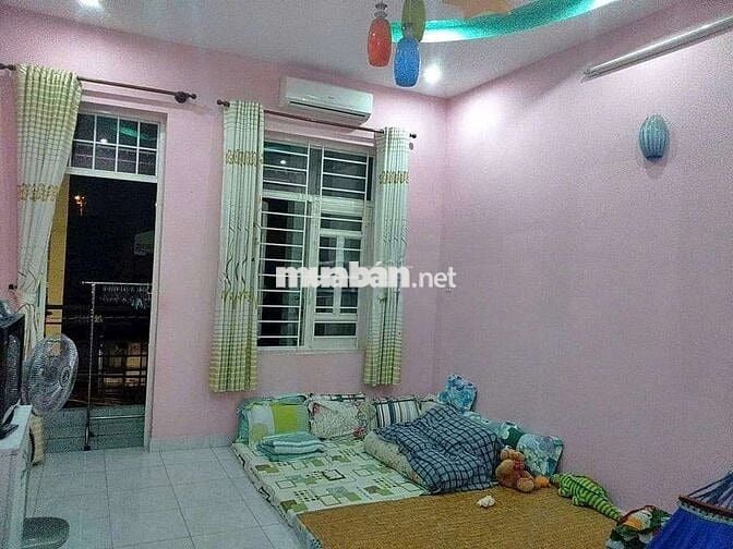 CHO THUÊ NHÀ MỚI ĐẸP 53M2 2PN 2WC HẺM XE HƠI KẾ CẦU TÂN THUẬN Q7