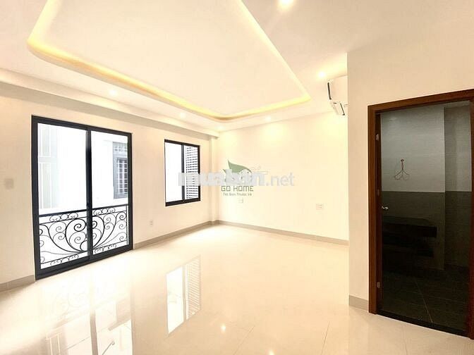 CHO THUÊ NHÀ KINH DOANH 8 PHÒNG CÓ THANG MÁY GIÁ 33 TRIỆU/THÁNG