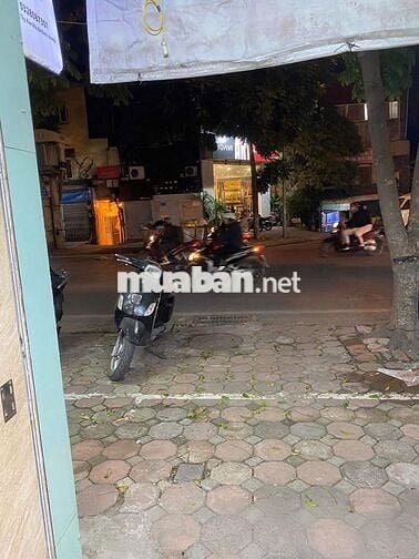Chính chủ cho thuê mặt bằng kinh doanh Kim Mã