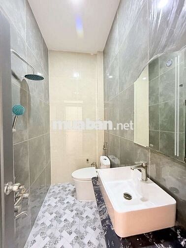 Bán nhà đường Nguyễn Ảnh Thủ hxh ,4×12 , 4tầng,shr.