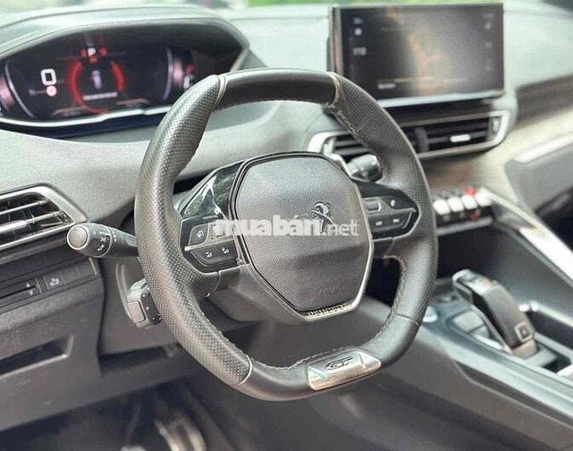 Peugeot 5008 2024 GT 1.6 AT - 19000 km