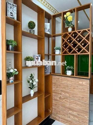 Bán nhà đường Nguyễn Ảnh Thủ hxh ,4×12 , 4tầng,shr.