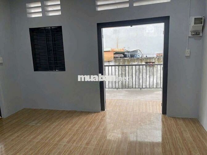 Ban nha gan cho lai thieu co hoan cong